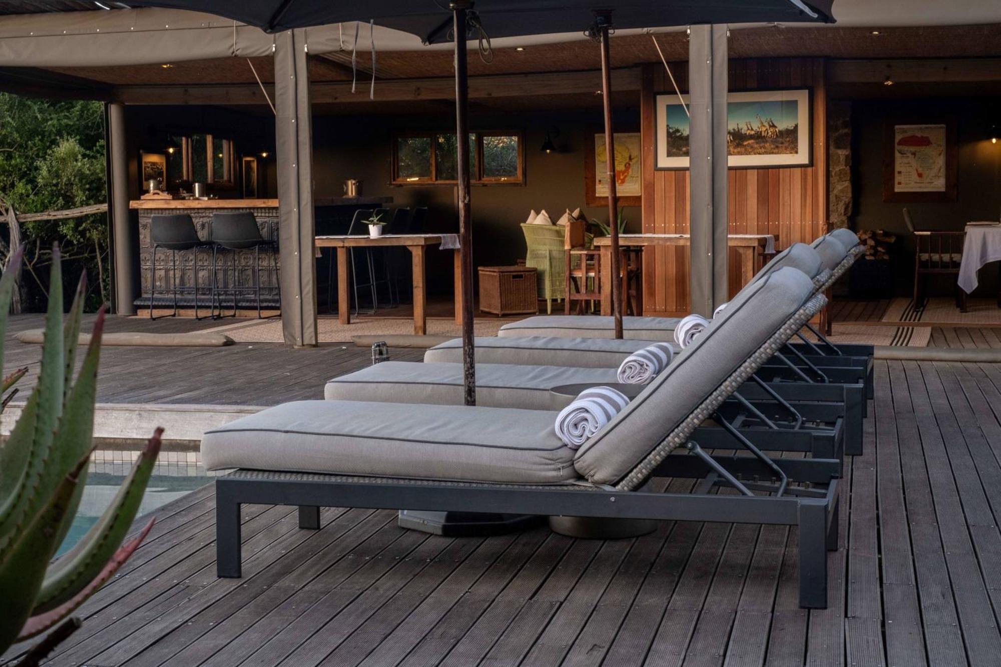 Hillsnek Safari Camp - Reserva de Amakhala Exterior foto