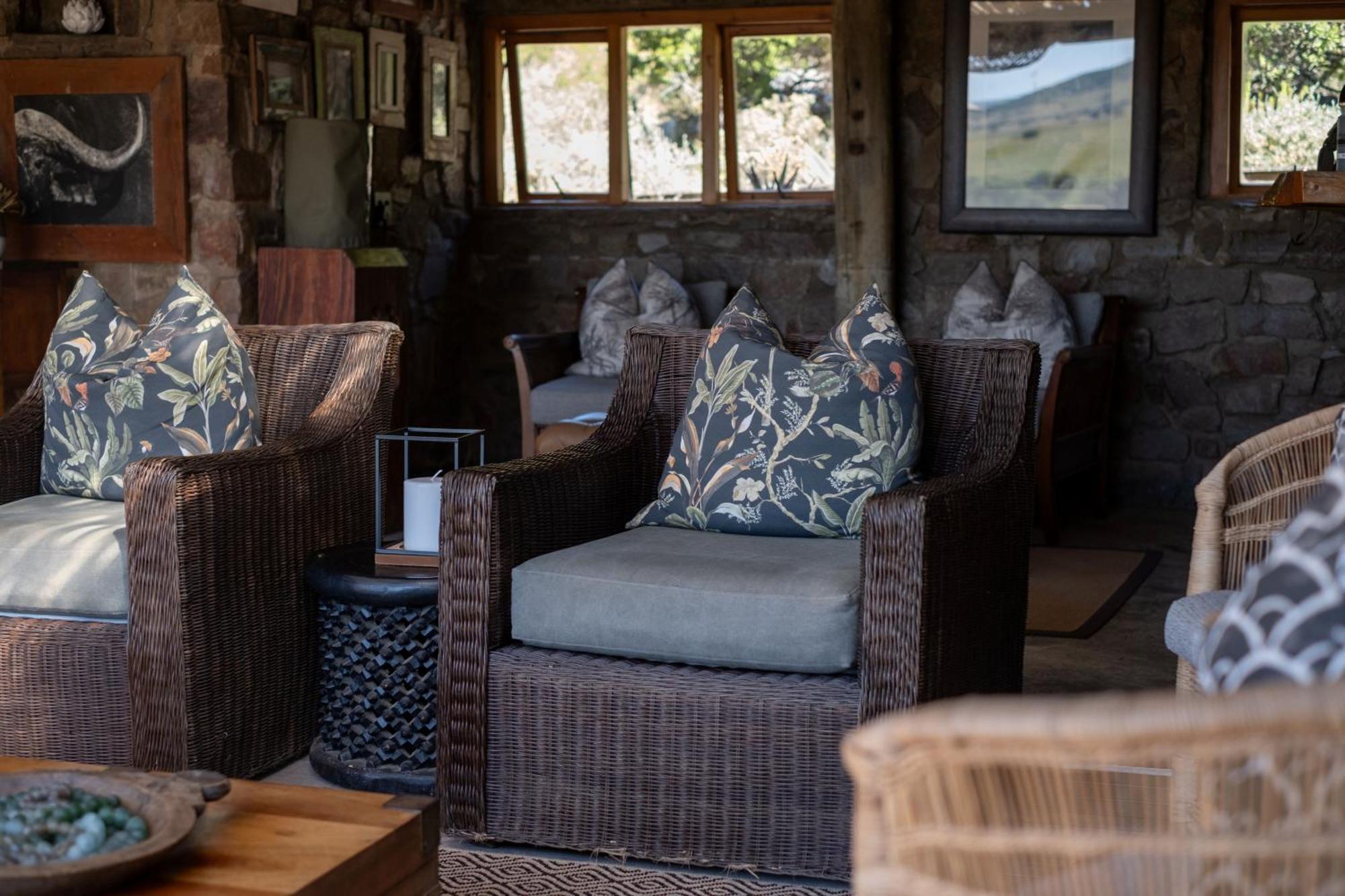 Hillsnek Safari Camp - Reserva de Amakhala Exterior foto